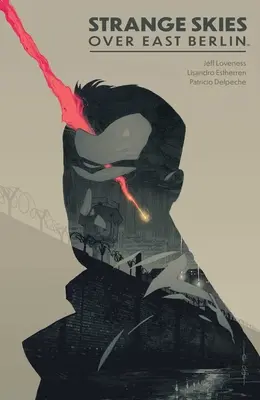 Seltsamer Himmel über Ostberlin - Strange Skies Over East Berlin