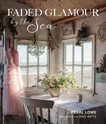 Verblasster Glamour am Meer - Faded Glamour by the Sea