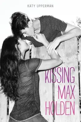 Max Holden küssen - Kissing Max Holden