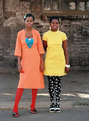 Ereignisse des Sozialen: Porträtfotografie und kollektives Handeln: Afrikanische Fotografie aus der Sammlung Walther - Events of the Social: Portraiture and Collective Agency: African Photography from the Walther Collection