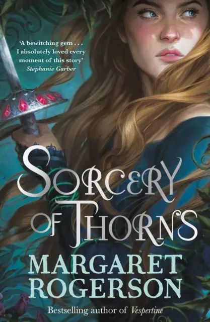 Sorcery of Thorns - Herzzerreißende Fantasy von der New York Times-Bestsellerautorin von An Enchantment of Ravens - Sorcery of Thorns - Heart-racing fantasy from the New York Times bestselling author of An Enchantment of Ravens