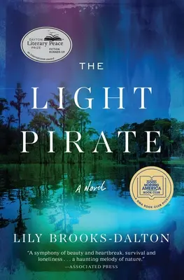 Der leichte Pirat: GMA-Buchclub-Auswahl - The Light Pirate: GMA Book Club Selection